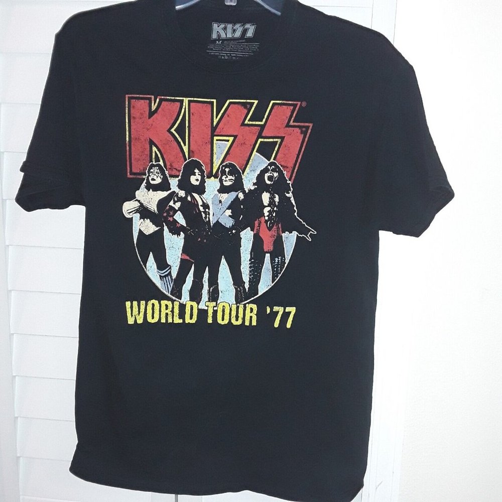 KISS "World Tour '77" T-Shirt with Distressed Logo, Size Medium, VGUC